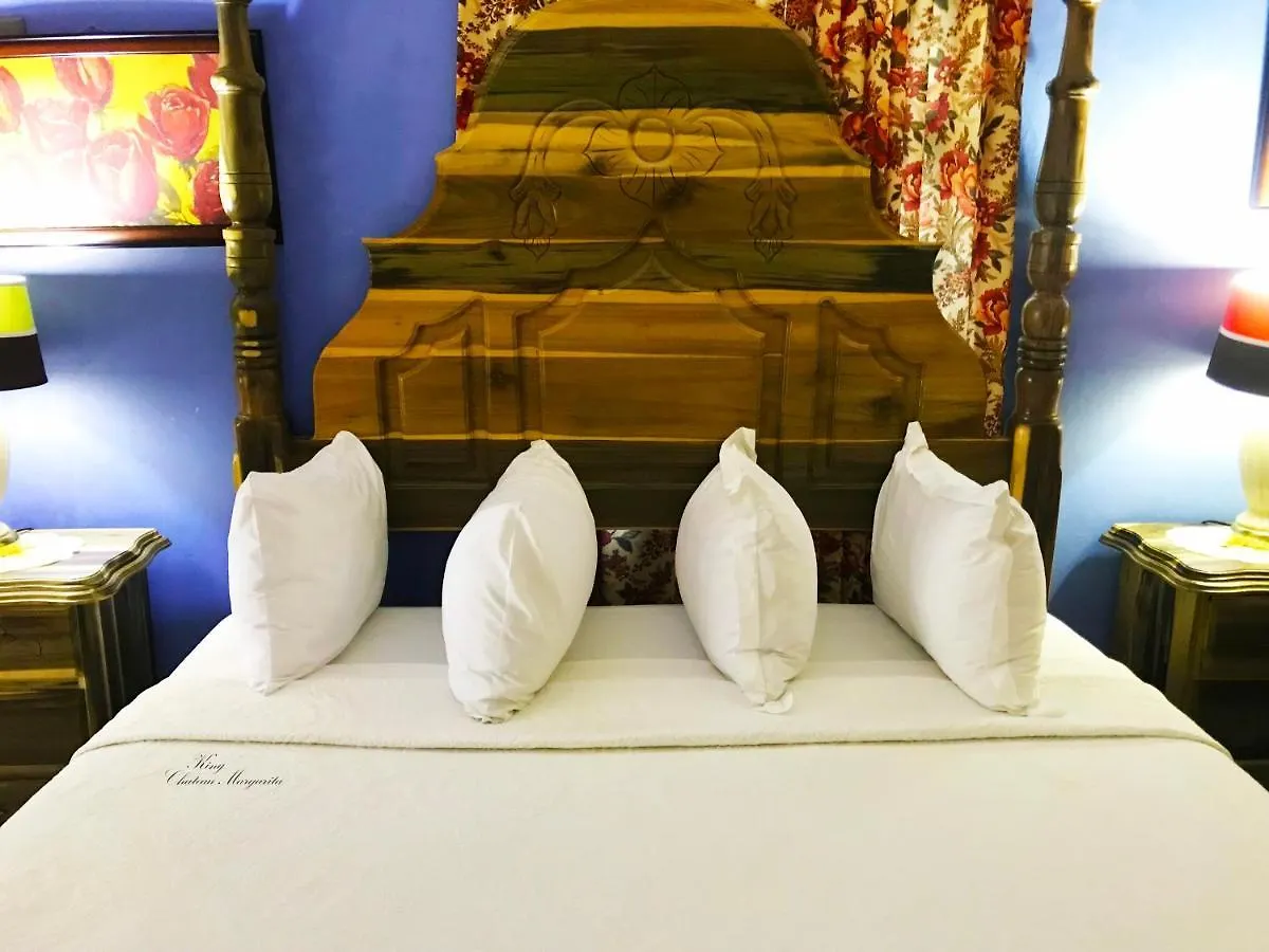 بيت ضيافة Chateau Margarita Ja مونتيغو باي
